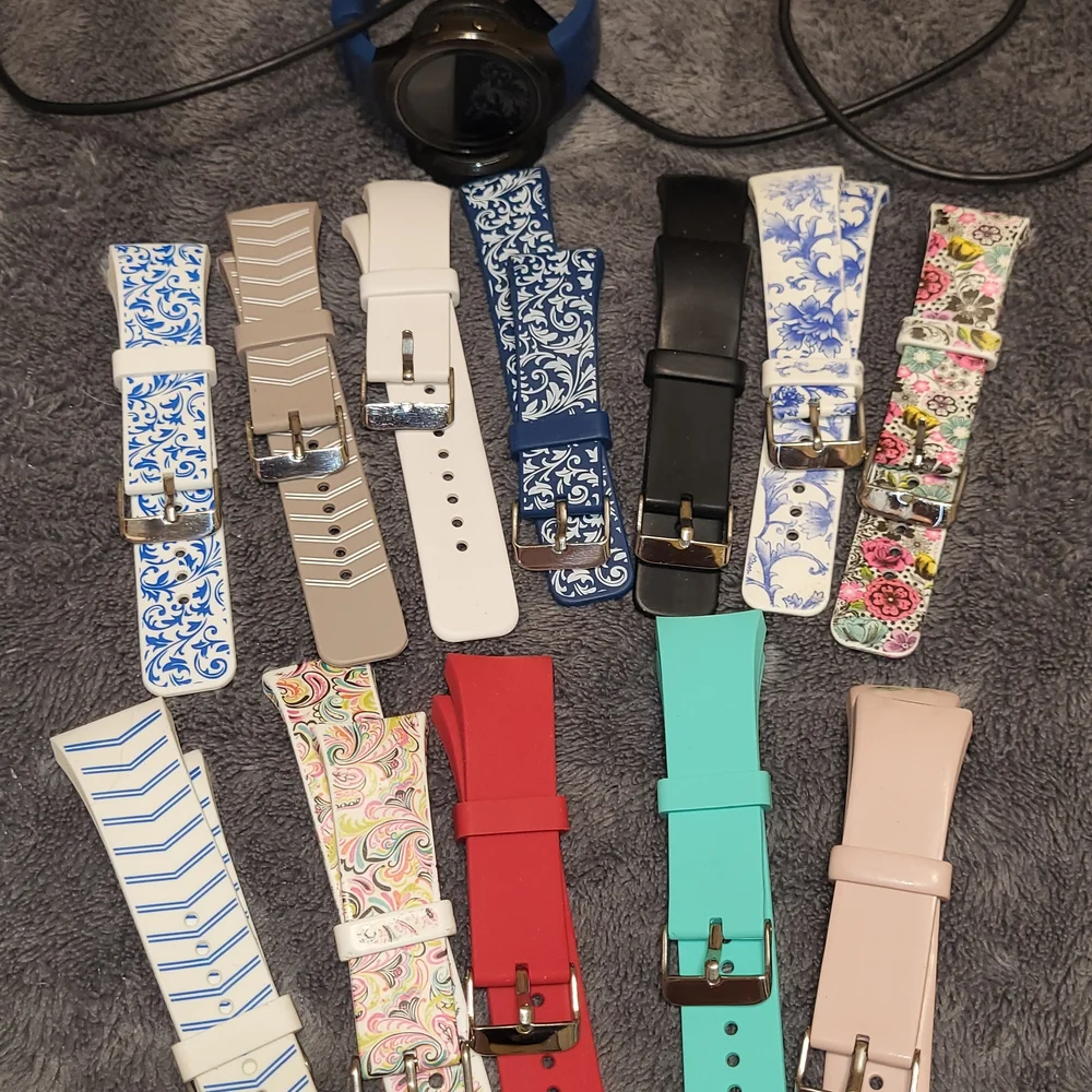 Samsung Smartwatch with Multicolor Straps